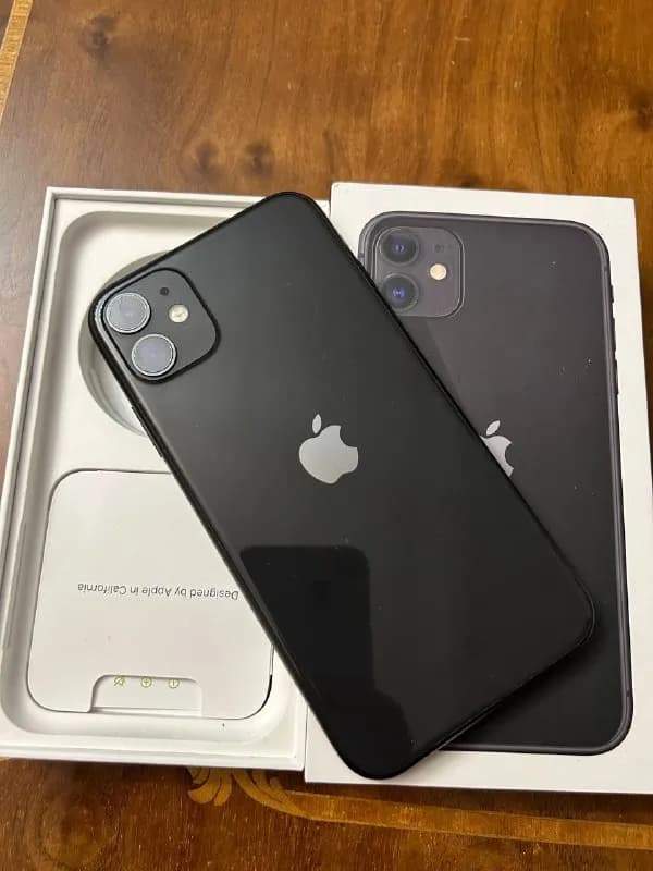 Iphone 11,64 gb, 87% состояние очень хорошее без царапин на экране и сзади. Цена 850 лар, ничего не — Тбилиси — 850 ₾