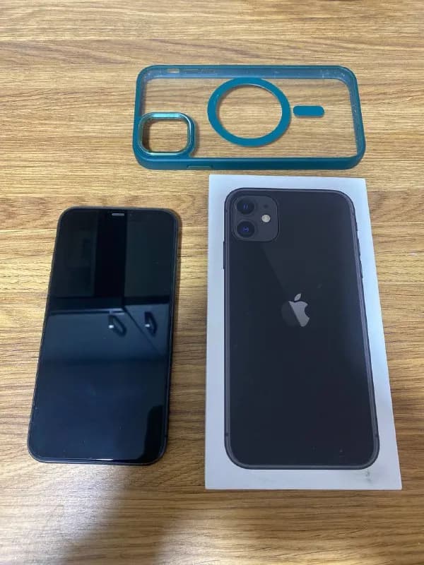 iPhone 11 128гб Black — Тбилиси — 900 ₾