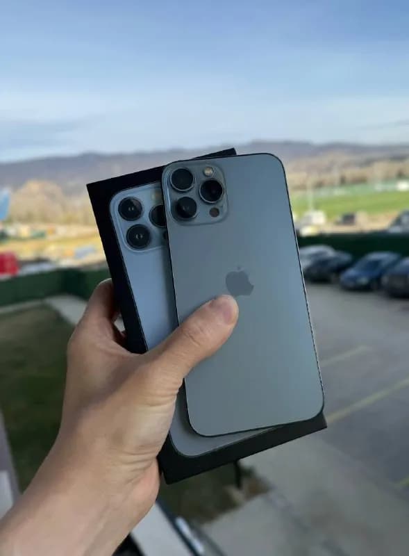 iPhone 13 pro max 256gb — Тбилиси — 2,390 ₾