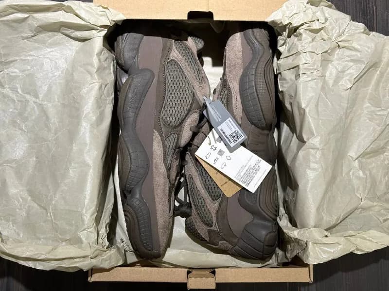 Adidas Yeezy 500 — Тбилиси — 280 $