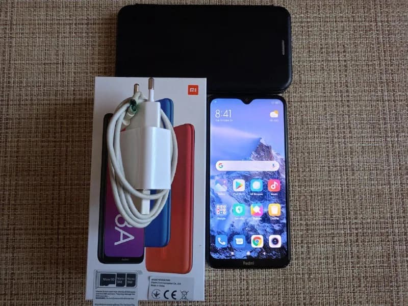 Redmi 8A 32 GB — Тбилиси — 100 ₾