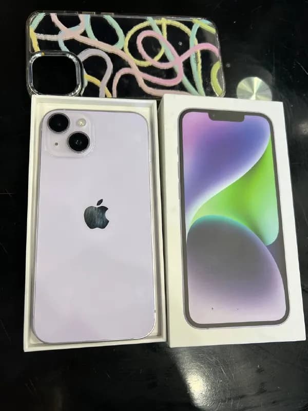 iPhone 14,128 gb, 91% bh. Состояние нового, без единой царапины, в комплекте коробка и кабель. Цена — Тбилиси — 1800 ₾