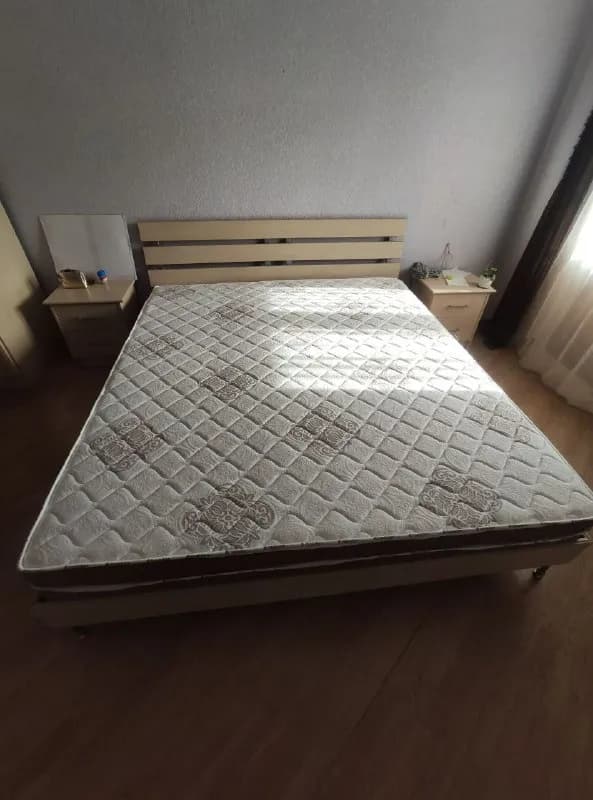 200×180 см. Продаю в связи с неожиданным переездом. Только недавно купленный, новый, очень удобный м — Тбилиси — 570 ₾