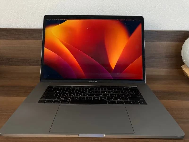 Apple Macbook Pro 15'' (2017 года) — Тбилиси — 500 $