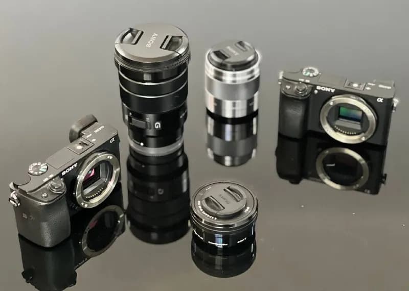 1. Фотоаппарат Sony ILCE 6300 (2 шт) — Тбилиси
