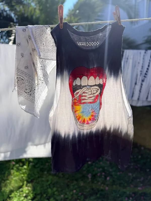 Vans s с кайфовым кроем и швами из хлопка — Батуми — 50 ₾