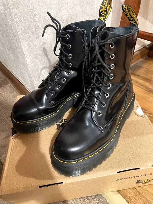 Dr Martens Jadon smooth leather platform boots. Оригинал. — Тбилиси — 10,750 ₾