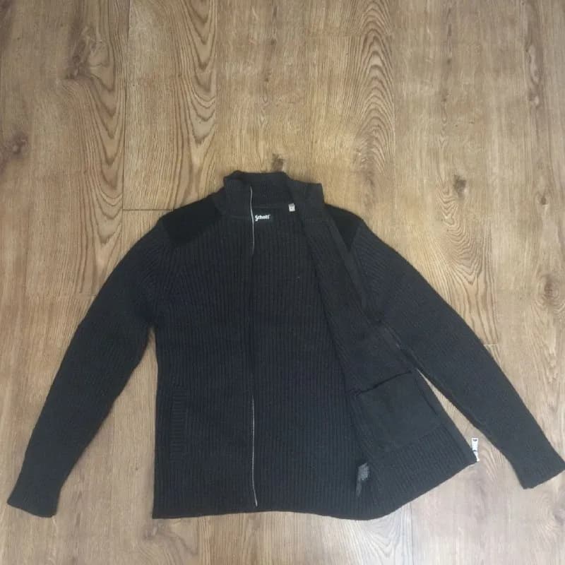 Schott. — Тбилиси — 85 ₾