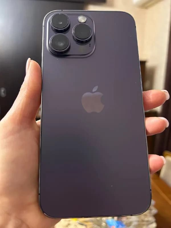 iPhone 14 pro max, 128 gb, 88% bh, пока на гарантии.цена 2600 лар. Фищическая Сим- карта вставляется — Тбилиси — 2600 ₾