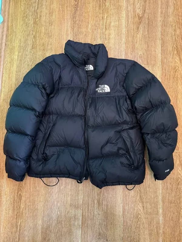 The North Face nuptse 1996 размер L в идеальном состоянии. Оригинал конечно же. 350 лари — Тбилиси — 350 ₾