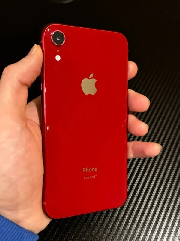 iPhone XR 128GB Red за 650GEL — Тбилиси — 650 ₾