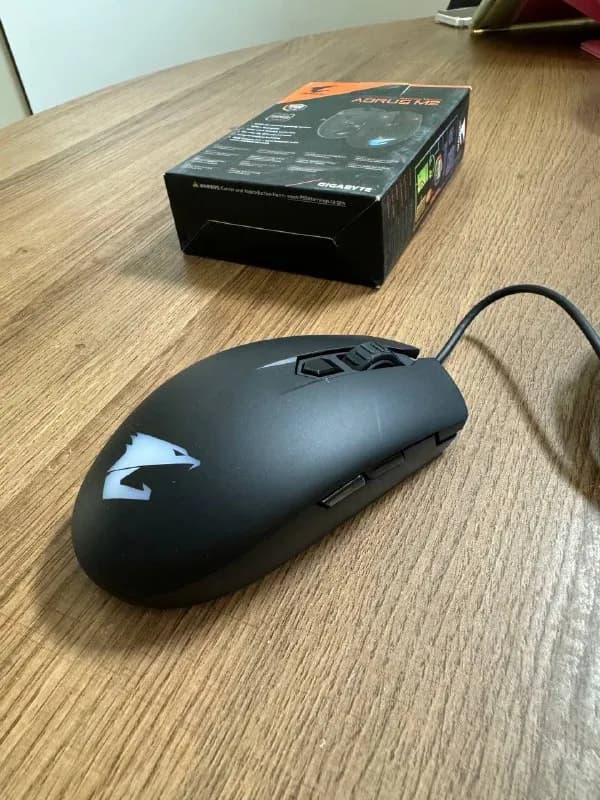 1. абсолютно новая игровая мышь Gigabyte Aorus m2 (цена 95 ₾) — Тбилиси — 95 ₾
