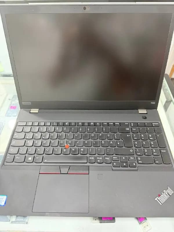 lenovo thinkpad i5-8 th gen — Тбилиси