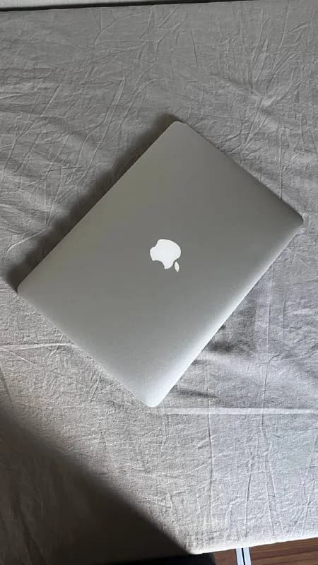 MacBook Air 13-inch, Early 2015. — Тбилиси — 250 ₾
