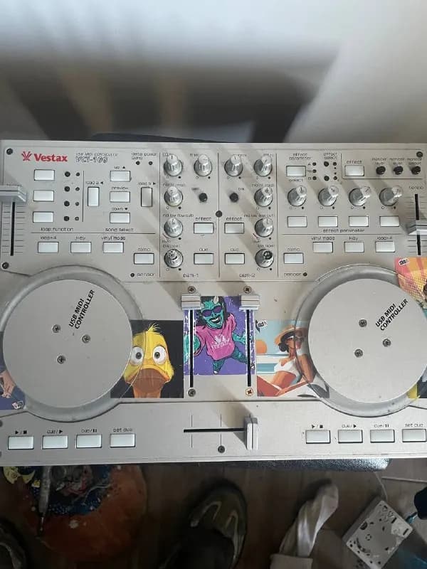 dj контроллер vestax vci100, все работает — Батуми — 200 ₾