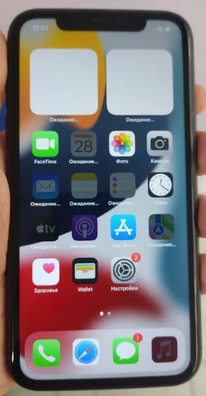 iPhone 11 64GB в отличном состоянии. Все работает, проблем нет. Батарейка 85%. Была замена экрана. С — Тбилиси — 650 ₾
