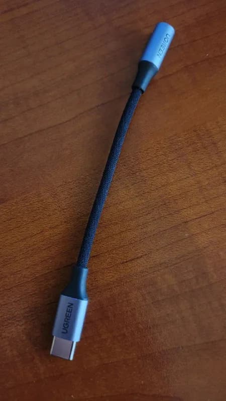 Type-C — 3.5 mm Ugreen, новый. Заказал, не проверив описание, к телефону Самсунг не подходит. Но подх — Тбилиси — 10 ₾
