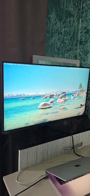 Samsung view finity s7 32' 800 gel — Батуми — 800 ₾