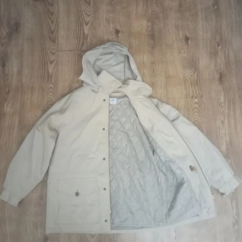 BEAMS с подстежкой и капюшоном. — Тбилиси — 120 ₾