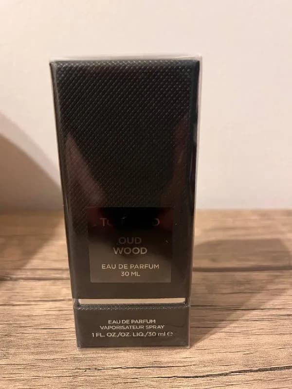 Tom ford oud wood eau de parfum. Парфюмерная вода 30 мл. Абсолютно новая, нераспечатанная. — Тбилиси — 350 ₾