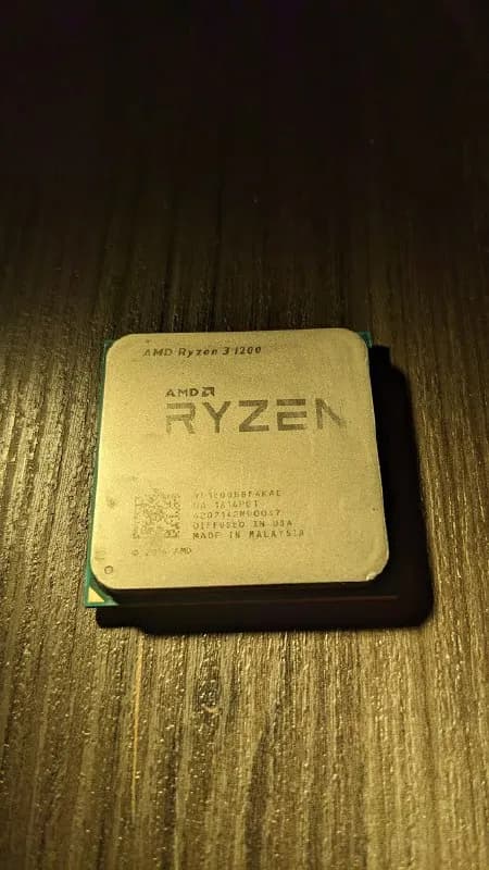 1. Процессор Ryzen 3 1200, 4 ядра — 50 лари — Тбилиси — 50 ₾