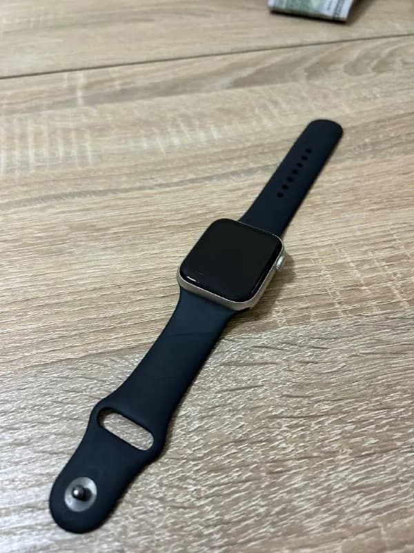 Apple Watch SE — Тбилиси — 300 ₾