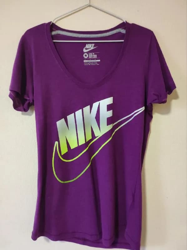 Майка Nike новая, размер m — Тбилиси — 30 ₾