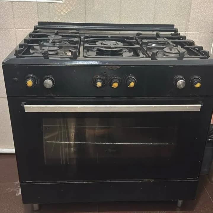 5 конфорок. — Батуми — 320 ₾