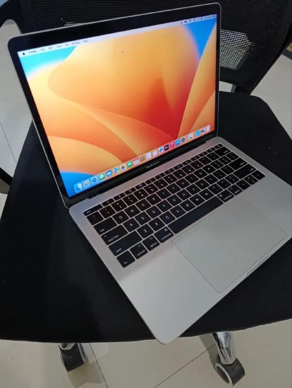 Apple MacBook Pro 2017, надёжный ноутбук