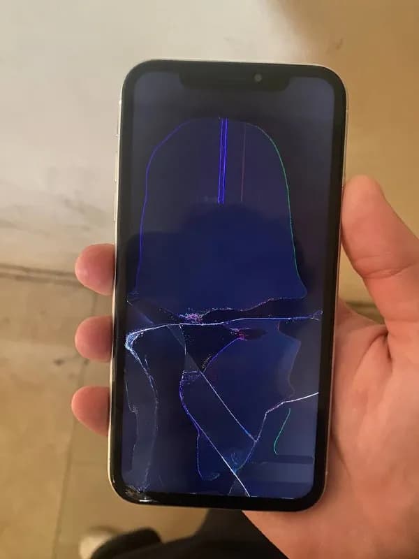 IPhone XR — Батуми