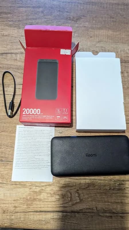 Xiaomi Redmi на 20000 мАч. Абсолютно новый, полностью заряжен, ни разу не пользовался. Гарантия 2 го — Тбилиси — 60 ₾