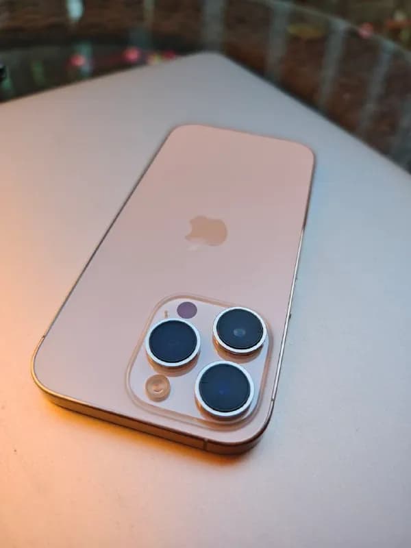 iPhone 14 Pro 128GB (Silver / Белый) — Батуми — 1 100 ₾