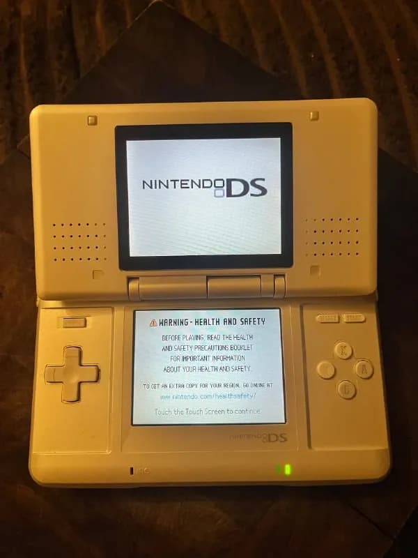 Nintendo DS Phat White — Тбилиси — 90 ₾