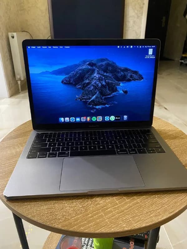 MacBook 13 2016 — Тбилиси — 950 ₾