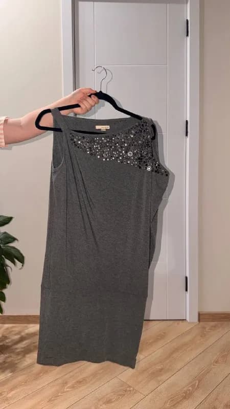 1. Платье DKNY Jeans, размер S — 25 — Тбилиси — 15 ₾