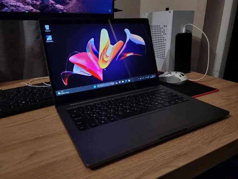 Xiaomi MI Notebook AIR 13.3 — Тбилиси — 300 $