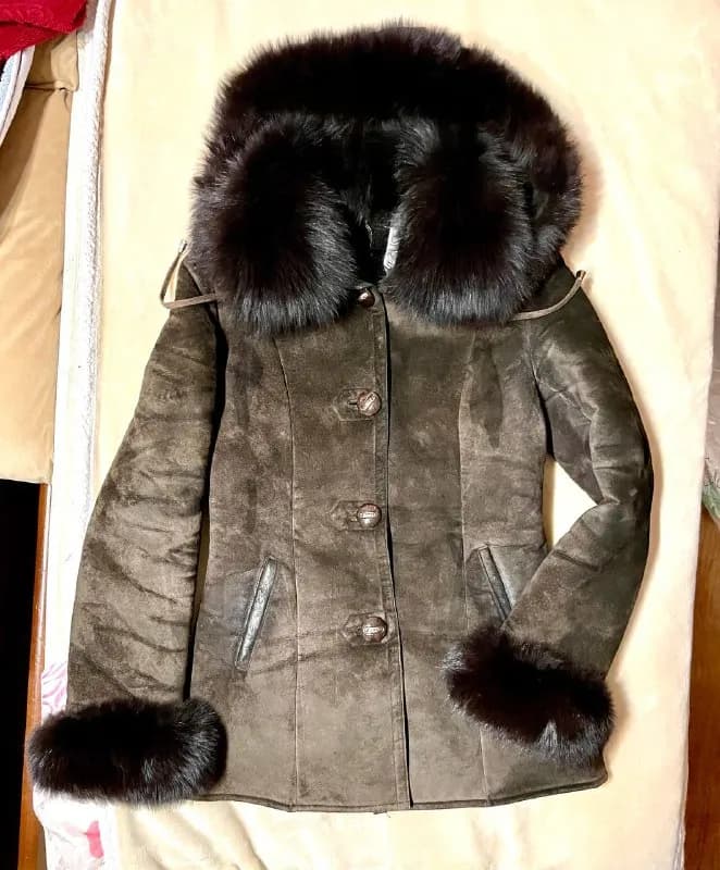 Натуральная замшевая дубленка с мехом — Тбилиси — 150 ₾
