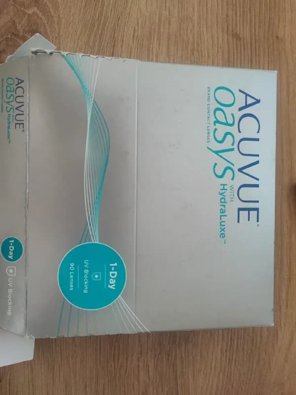 Acuvue oasys однодневные -0.75. 88 штук (всего в пачке 90, но пара была использована) — Тбилиси — 120 ₾