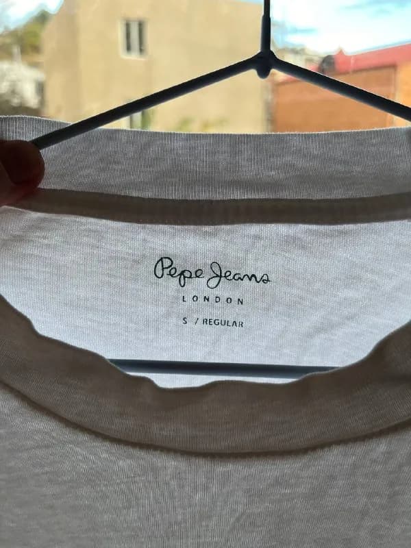 1. Футболка Pepe Jeans, размер S, оверсайз, куплена на ASOS — 30 лари — Тбилиси — 30 ₾