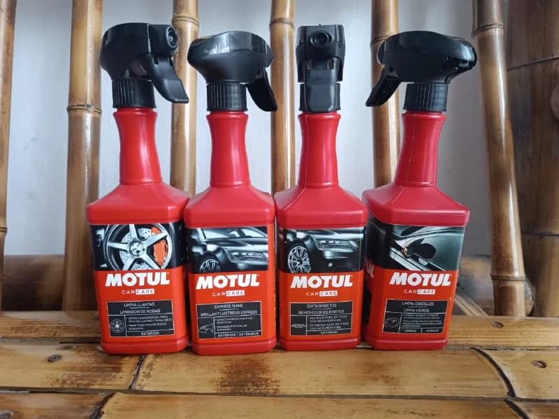 Motul Insect Remover (Очиститель следов насекомых/смолы) — АБСОЛЮТНО НОВЫЙ / ПОЛНЫЙ ФЛАКОН. — Батуми — 20 ₾
