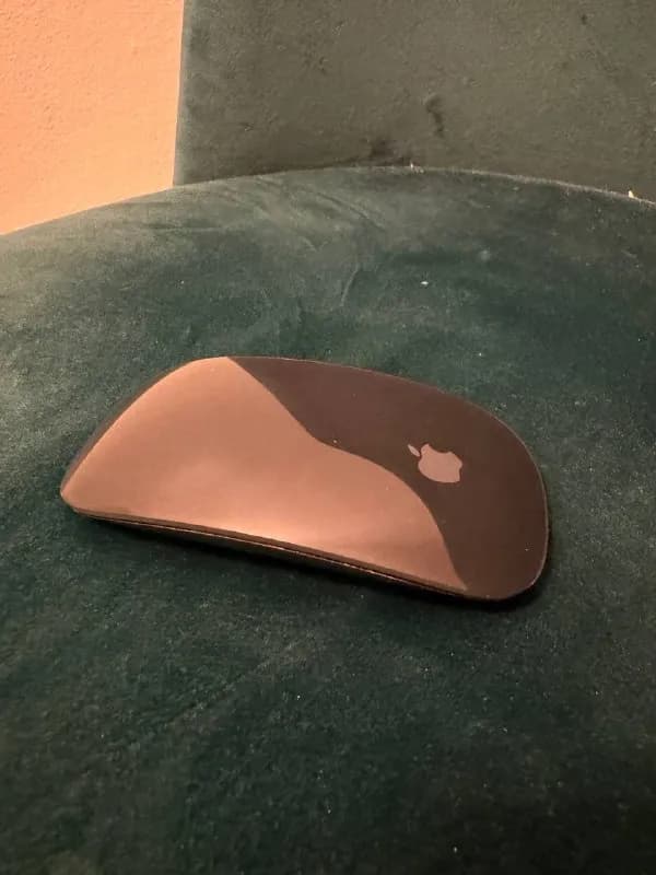 Apple Magic Mouse черная — Тбилиси — 150 ₾
