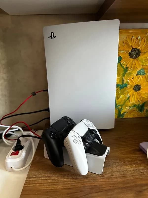 Play Station 5 (PS) — Батуми — 1 100 ₾