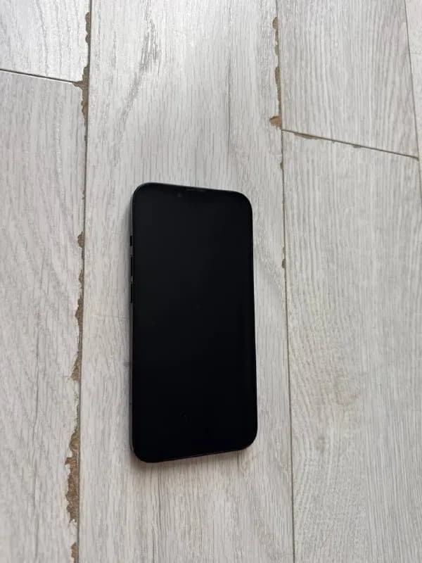 iPhone 14 128gb — Батуми — 750 ₾