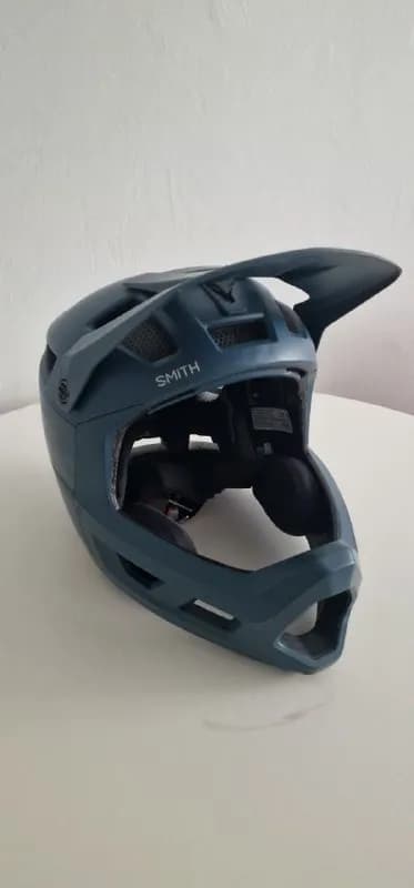 Smith Mainline MIPS, размер 59-62 см цена 650 Лари — Батуми — 650 ₾