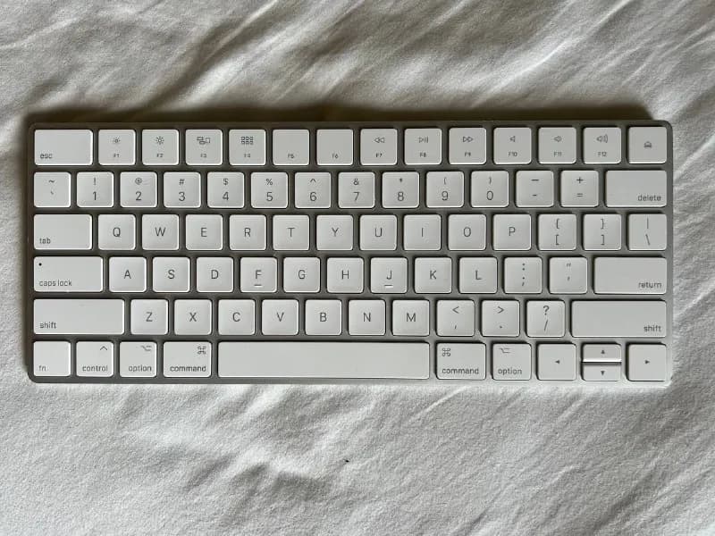 Apple magic keyboard 2 поколения (а1644) — 170 лари — Тбилиси — 170 ₾