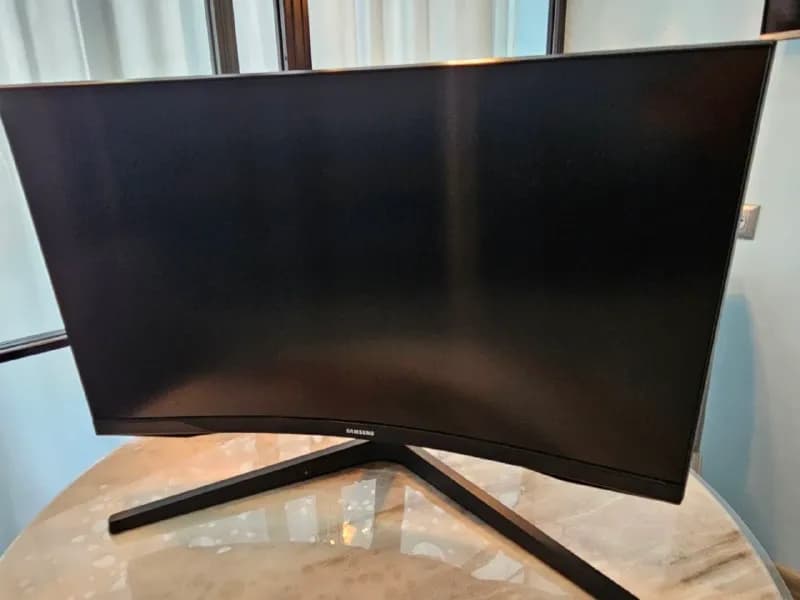 Samsung Odyssey G3 144герц, диагональ 27 дюймов, 2к. — Батуми — 350 ₾