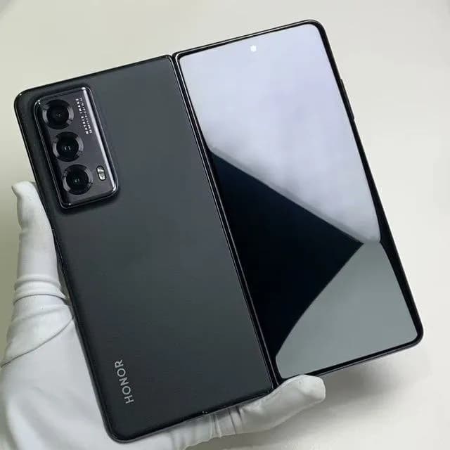HONOR I — 16GB RAM / 512GB ПамятьSamsung — 12GB RAM / 256GB Память📞 Заинтересованы? Пишите в WhatsA — Батуми