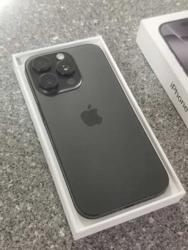 iPhone 16 Pro (128) в идеальном состоянии, телефон без визуальных дефектов, один владелец. Не вскрыв — Батуми — 2 100 ₾