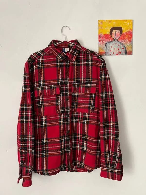 H&M. Таких больше не делают! И когда я это пишу, я имею ввиду качество 👍🏻 — Тбилиси — 45 ₾