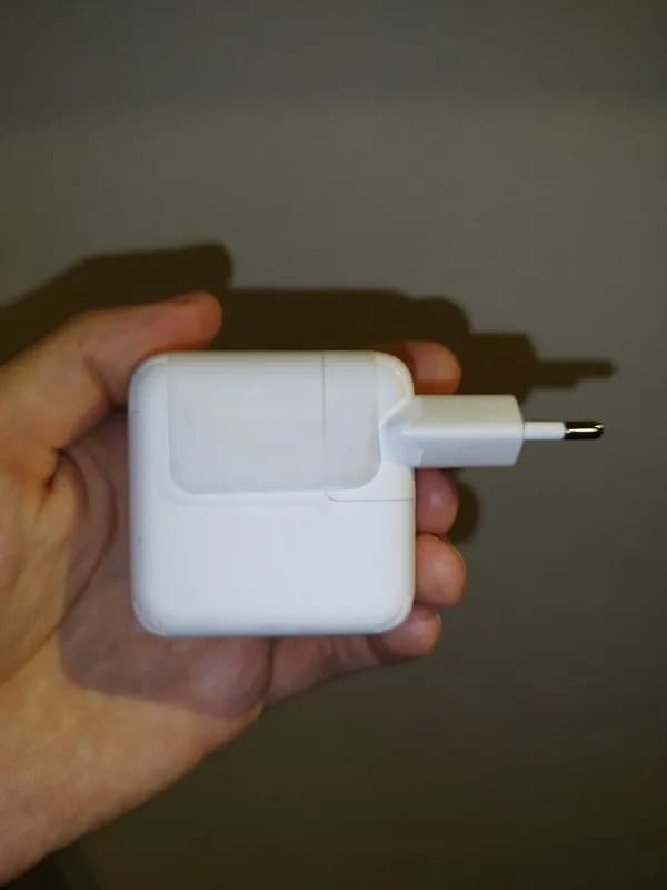 Apple от MacBook Air. — Тбилиси — 300 ₾